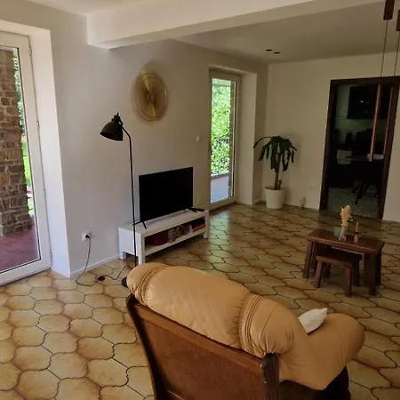 Chez Parrain アパート *